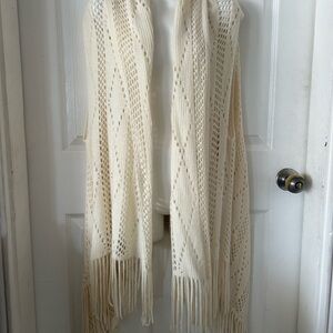 Cream Knit Fringe Scarf